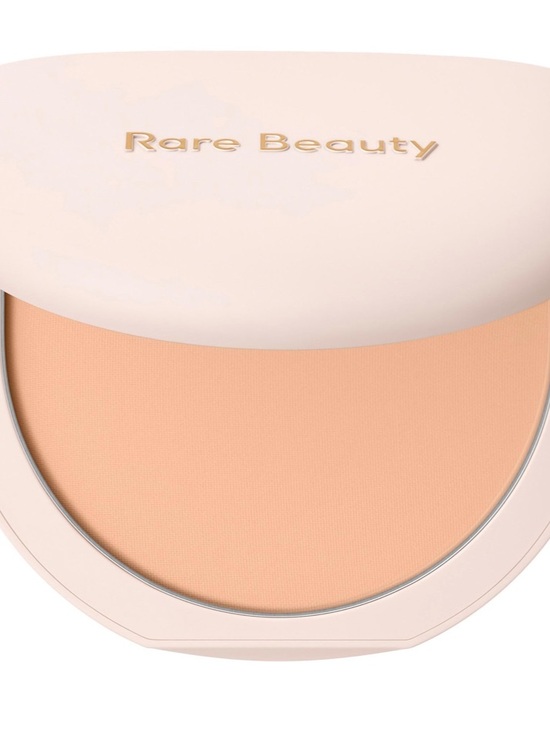 Rare Beauty Other - Rare Beauty Finishing Powder — Natural (Light Medium)